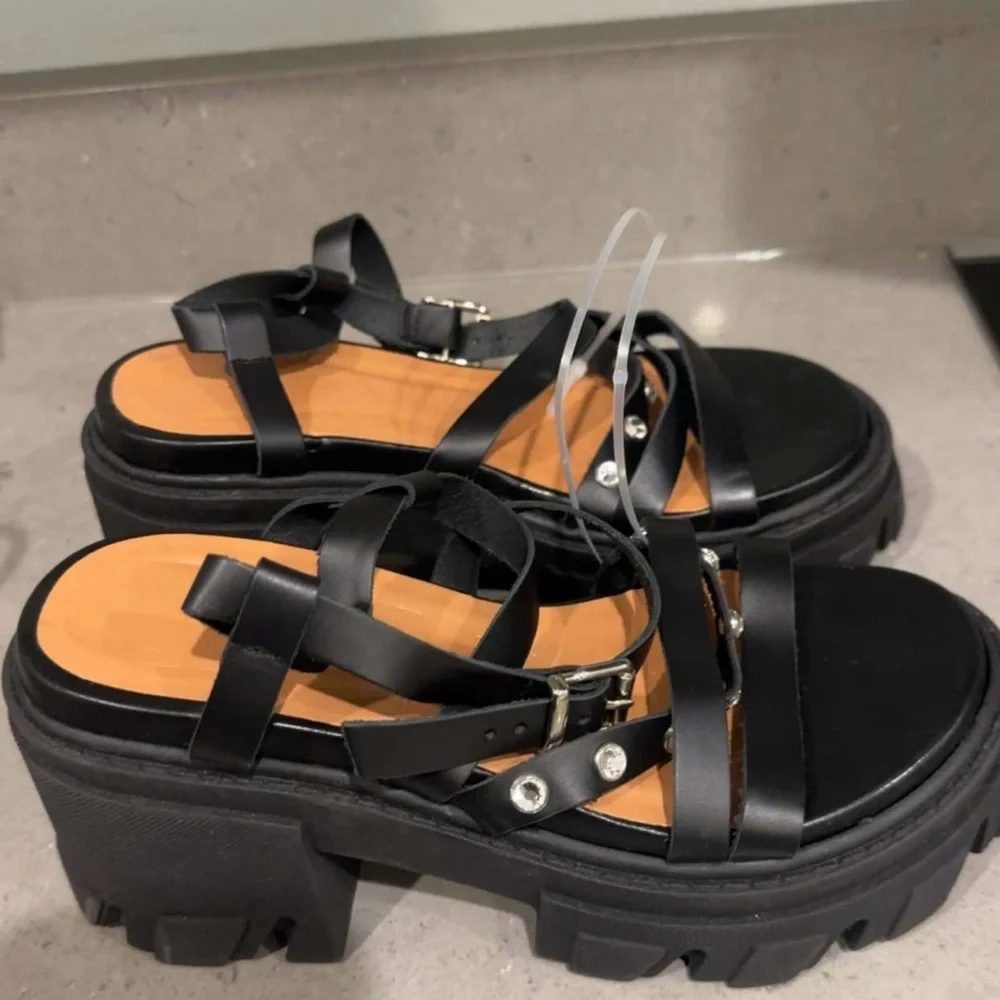 Ganni Black Platform Chunky Heel Sandals - Picture 5 of 8